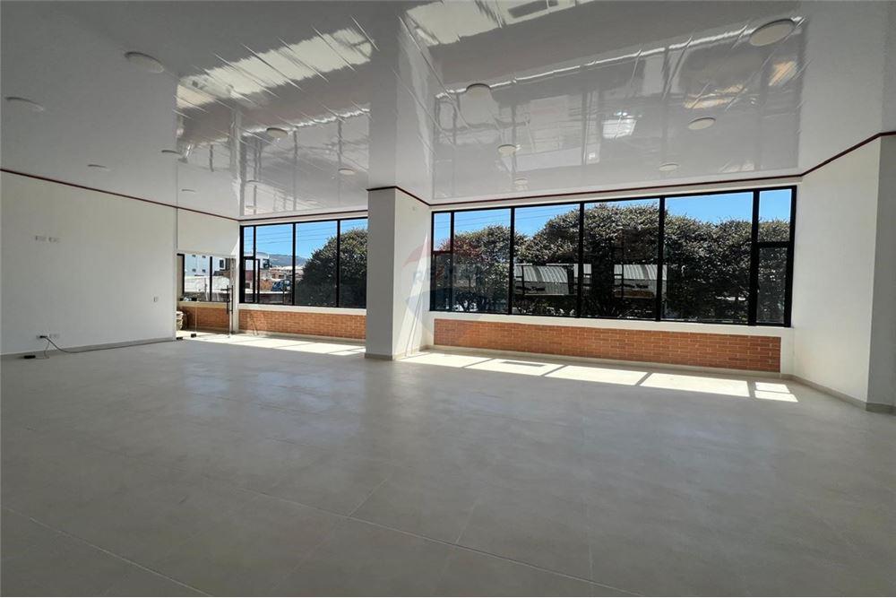 Commercial Space for Rent in Toberín